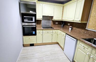 A-N-G Apartments - Parking EV 22kW by the Beach, Canoe Lake & South Parade Pier - Foto 53