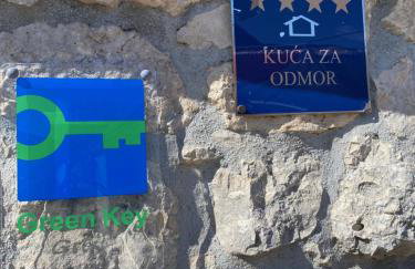 Home Sweet Home traditional Dalmatian house with pool - Photo 5