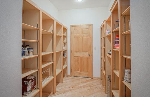 Amazing Vacation Home on the 56 MM, Dock, Water Toys, Fire Pit, 5 bedrooms/5 baths - Foto 20