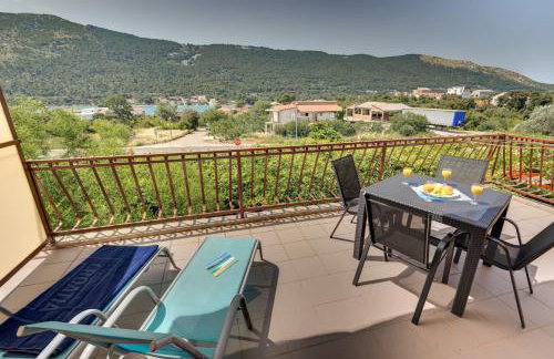 Cozy Apartment Stana in Grebastica - Foto 7