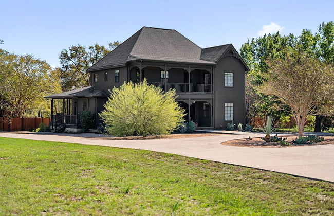 Hot Tub Fire Pit Pool Game Room - Foto 1