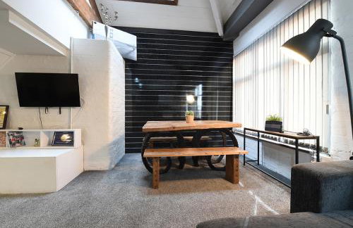 Penthouse Warehouse Slps 18 (61) - Photo 14