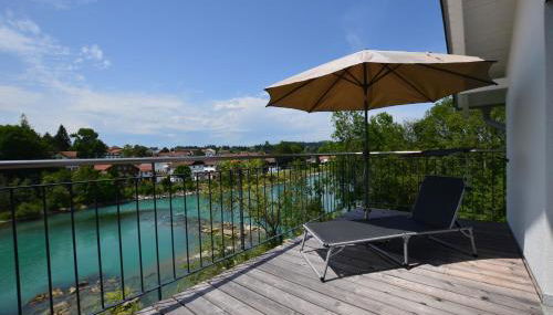 "Riverside" - Photo 3