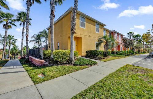 Upstay Spacious 3BR Home w Resort Access - Foto 25