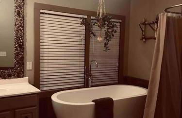 Rustic U.P. Retreat in Marquette - Photo 11