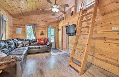 Charming Houghton Lake Cottage with Backyard! - Photo 7