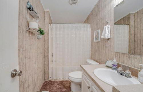 3 bed 2 bath with office room-with futon bed on Weiss Lake - with community ramp & dock - Photo 30