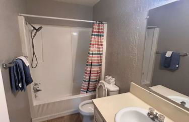 Near Fort Sill Cozy 2-Bedroom Townhouse - Foto 25