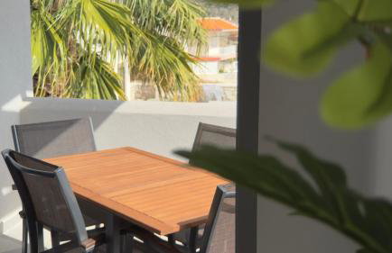 ARYVE Townhouse Rhodos mit Akropolis- und Meerblick sowie Jacuzzi und tollen Sonnenterrassen und Garten - Photo 4