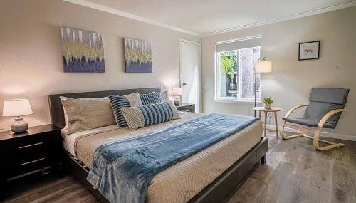 Condo with king bed, walk to Microsoft & park - Foto 4