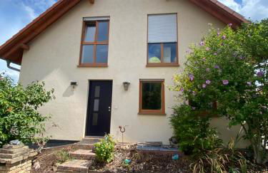 Ferienhaus am Waldrand Village Holiday home - Foto 1