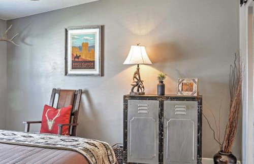 Rustic Chic Home: 10 Mi to Otter Creek State Park! - Foto 12