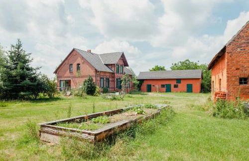 Idyllic Home Between Fields And Elbe Dyke - Photo 6