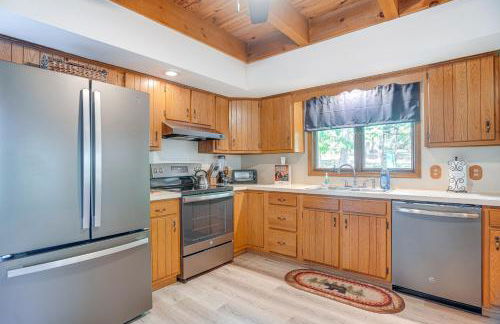 McGaheysville Home with Screened Porch and Gas Grill! - Foto 2