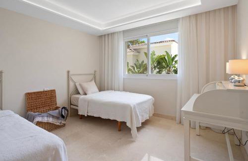 Front line beach luxury apartment in Heaven Beach - Photo 14