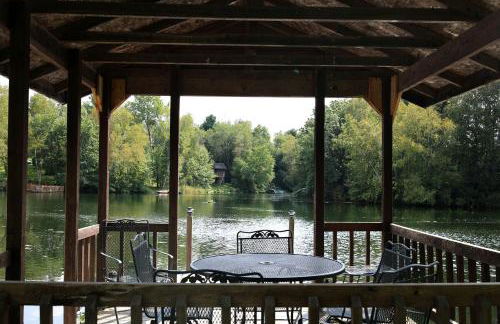 Rustic Family Cabin Rental with a Fire Pit near Wisconsin Dells - Foto 24