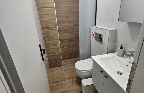 Ε5CentralApartmentNearTheSea - Photo 34