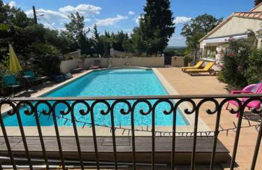 Les Hauts d'Eyragues gite Rêverie Meublé classé 4 étoiles - Foto 7