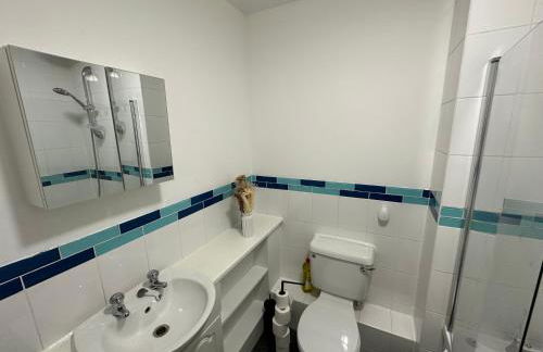 Timber Court - FREE PARKING - 2 Bedroom Apartment - FAST Wi-Fi - Perfect for Contractors! - Foto 19