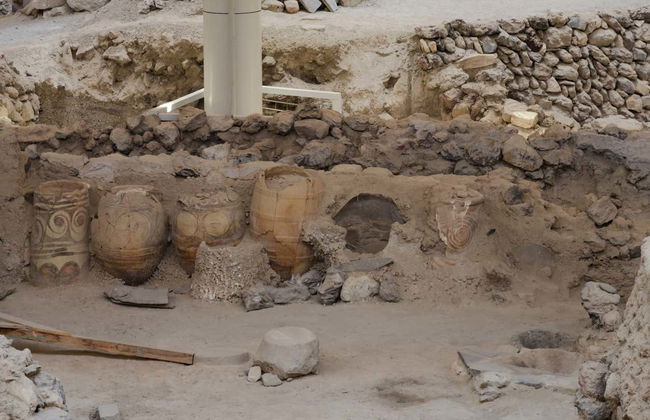 Akrotiri, Red Beach & Oia Day Trip - Photo 2