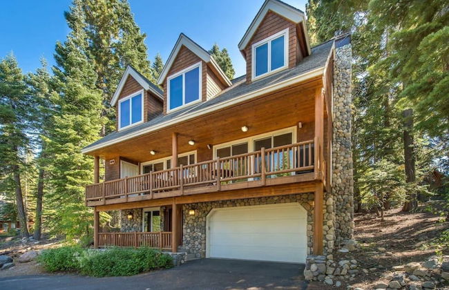 Ellis Peak by Avantstay Beautiful Mckinney Cabin w/ Filtered Lake Views - Foto 1