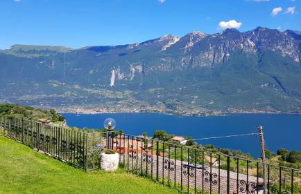 Casa Elka Residence Lake view and pool by Garda Domus Mea - Photo 36