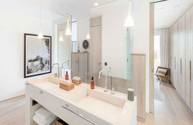 Holiday Home With Pool Area - Photo 14