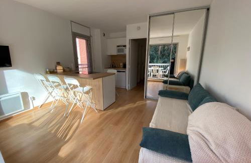 Studio Cabine Central avec Terrasse & Parking Sécurisé - FR-1-374-243 - Foto 8