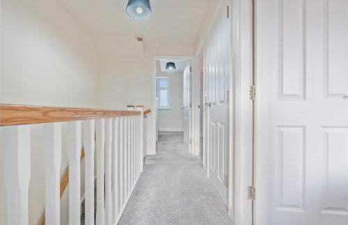 #83 Stylish Wigston Home - Near Bradgate Park - Sleeps 4 -" Perfect for contractors and Families - Free Parking" - Foto 2