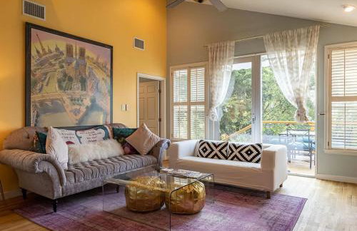 East ATX 3BR 2BA, Patio and Fire Pit Mins to Downtown by Austin Vacay - Foto 1