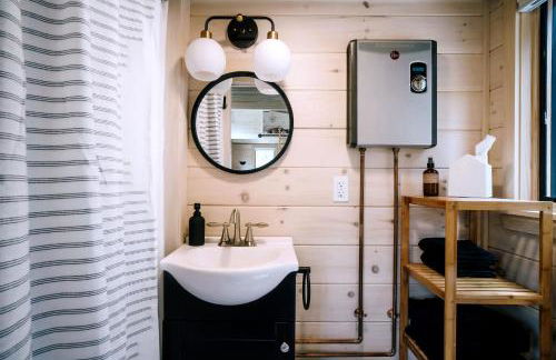 Sage House at Camp Greenwood Vermont with Sauna - Foto 19