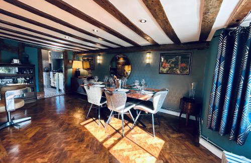 The Foremans House, With Hot Tub, A luxurious Historical pre 16th Century Grade II Listed House, location Essex in a picturesque Village, Country Pub In walking Distance - Foto 14