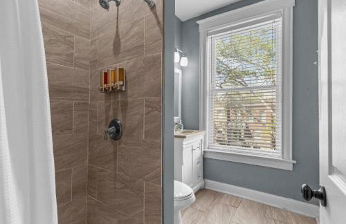 Cozy Shaw Sanctuary | JZ Vacation Rentals - Photo 10