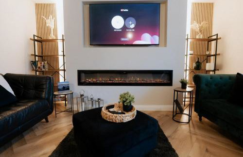 Marine Cottage 2 - With Private Hot Tub - Foto 3