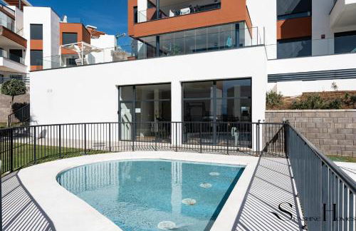 Luxury Beach Escape with Pools, Gym & Sauna - Foto 44