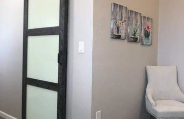 Spacious StudioNear Balloon Fiesta Park - Foto 5