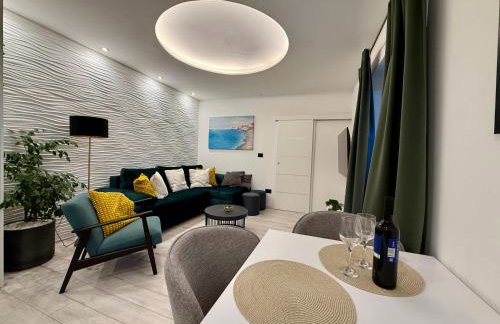 Holiday Apartment Lira jacuzzi - sea view- terrace - Foto 3