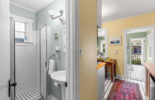 Charming 1923 Cottage at Erehwon Retreat - Foto 12