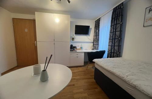 Einzelzimmer mit privatem Bad nähe Ulmer Donautal - ideal für Geschäftsreisen - Foto 10
