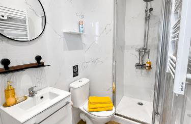 Le Petit Nice - 4 Studios, 2 with Private Terrace - Nice Centre - Photo 28