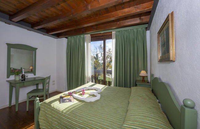 Mimosa in Hilly Area - Foto 8