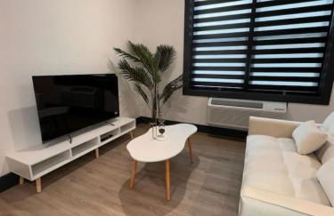 Spacious Apt 15 mins to NYC with Free Indoor Parking - Foto 10