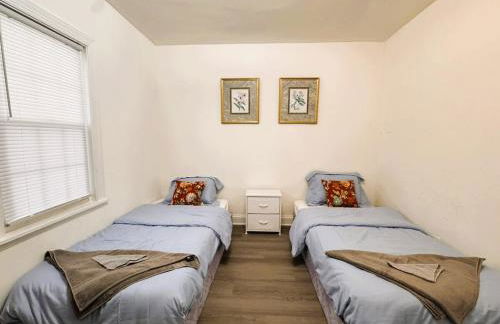 Entire Family-friendly 4 BR Cozy Unit , Metro walk - Foto 41