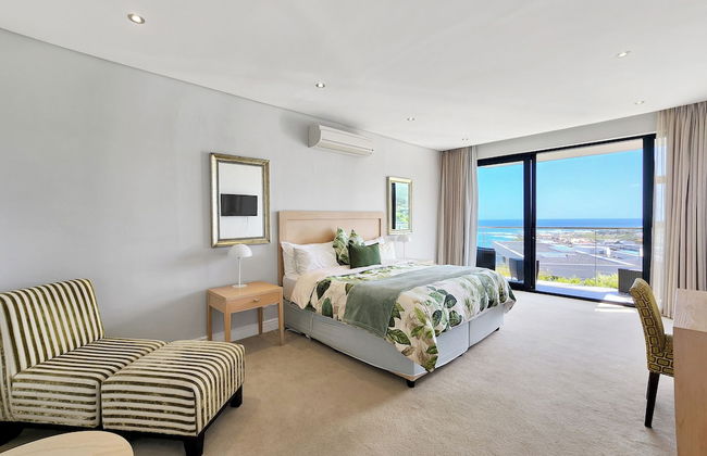 The Blue Emerald - Photo 15