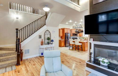 Hot Tub, Pavilion! Family Home Near UO and Autzen - Photo 1