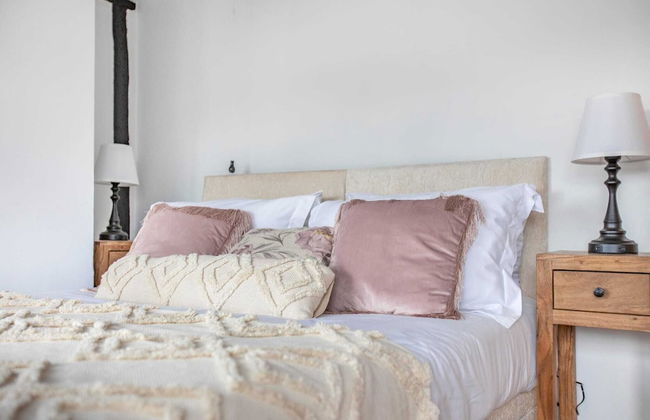 Stunning Character 2bed Cottage in St Albans Wifi - Foto 4