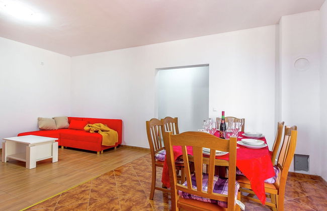 Detached House With Swimming Pool Near the Sea - Foto 21