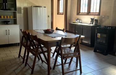 Apartamento espaçoso e central - Foto 18