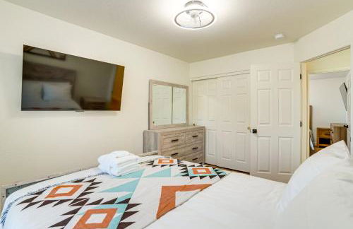 Putting Green and Pool! Peoria Home Near Sports - Foto 20