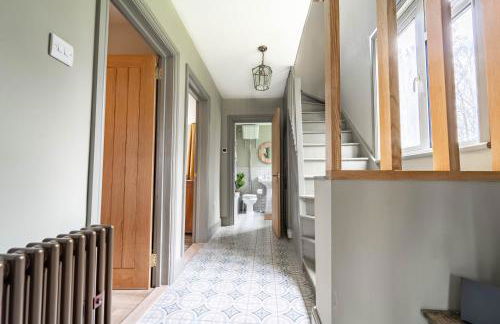 3-Bedroom Cottage with Parking Sleeps 6 - Foto 10